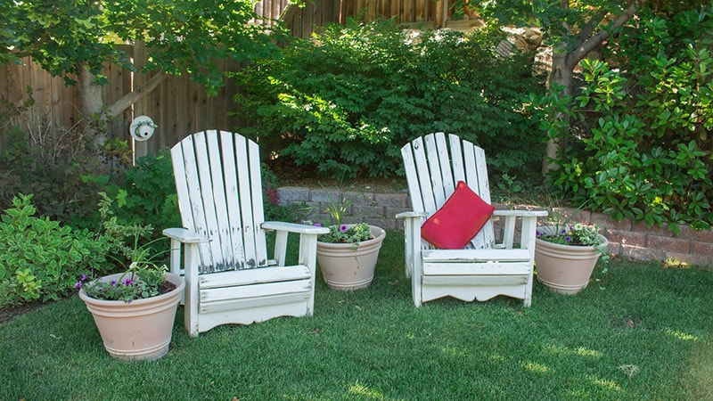 Small Backyard Ideas To Make Your Backyard Look Bigger